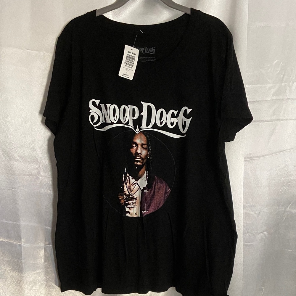 Torrid Black Snoop Dogg Tee - Picture 3 of 4